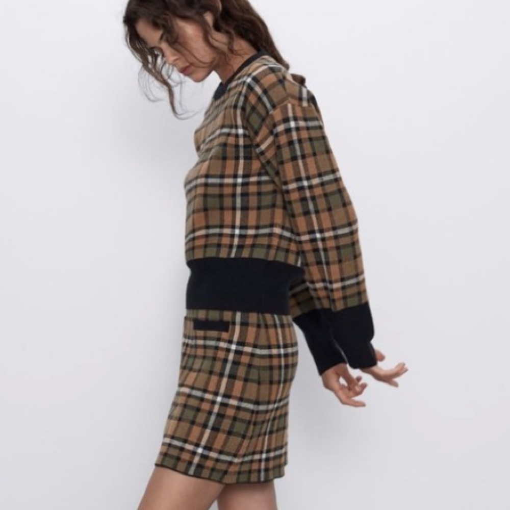 ZARA Plaid Knit Sweatshirt